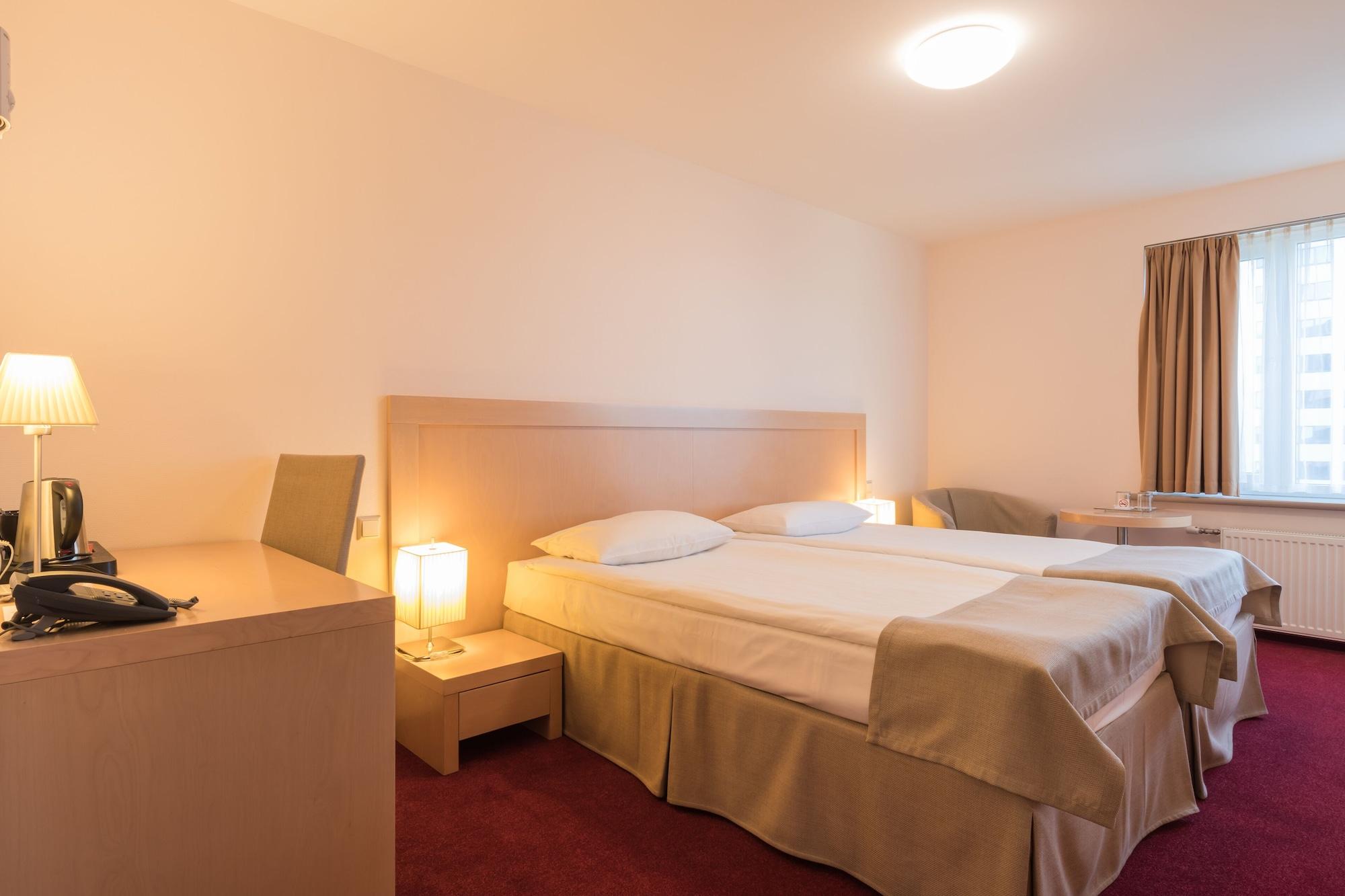 Islande With Free Parking Viešbutis