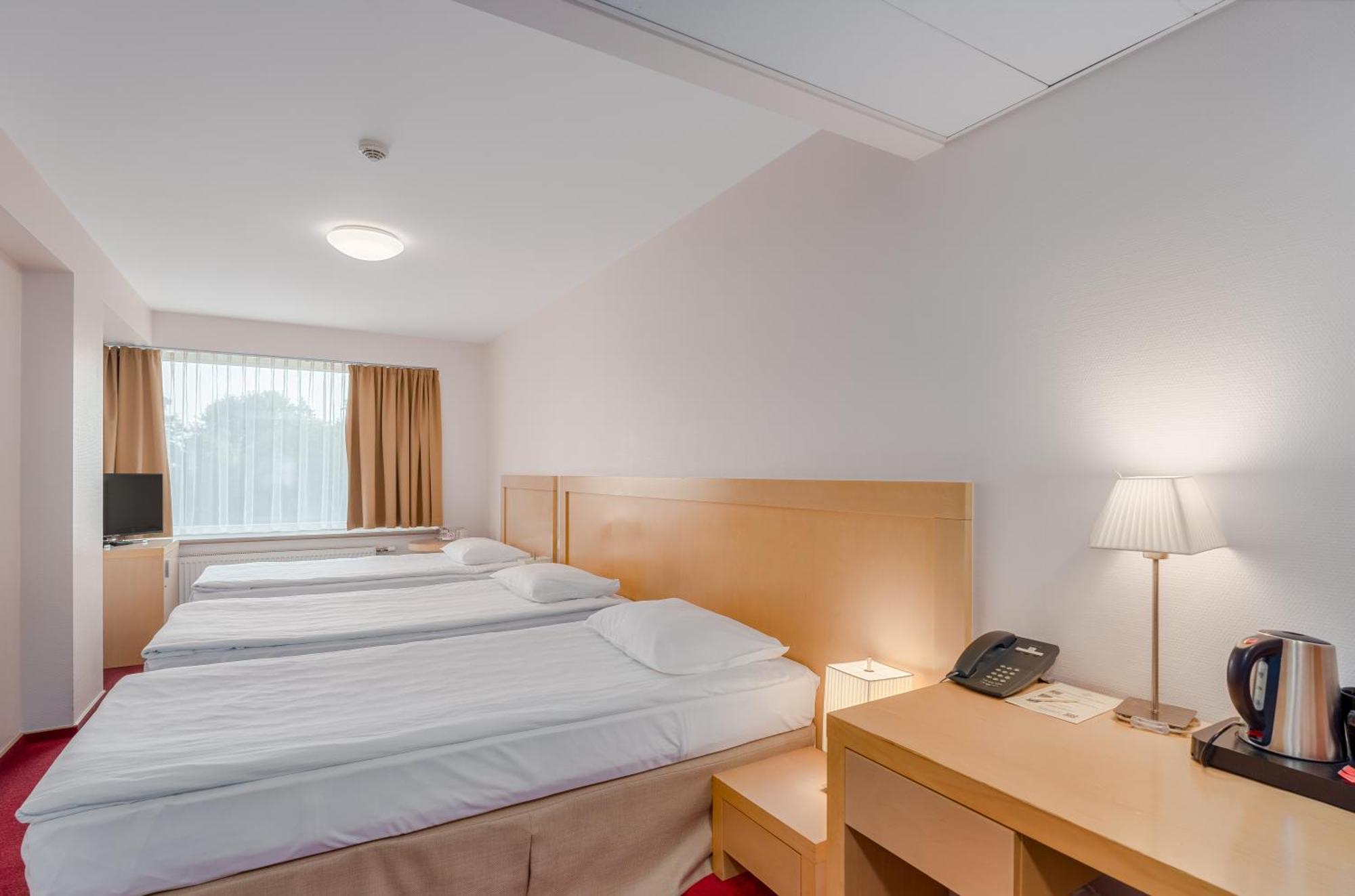 Viešbutis Islande With Free Parking
